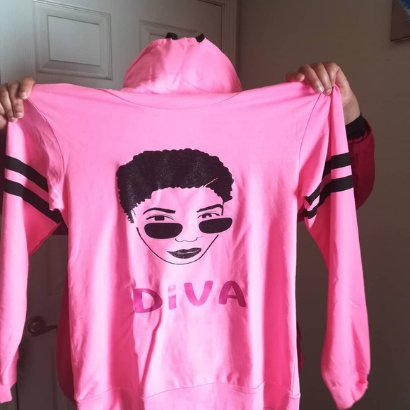 Pink Sweater or Sweatshirt Hand Made graphic Size - Picture 2 of 2